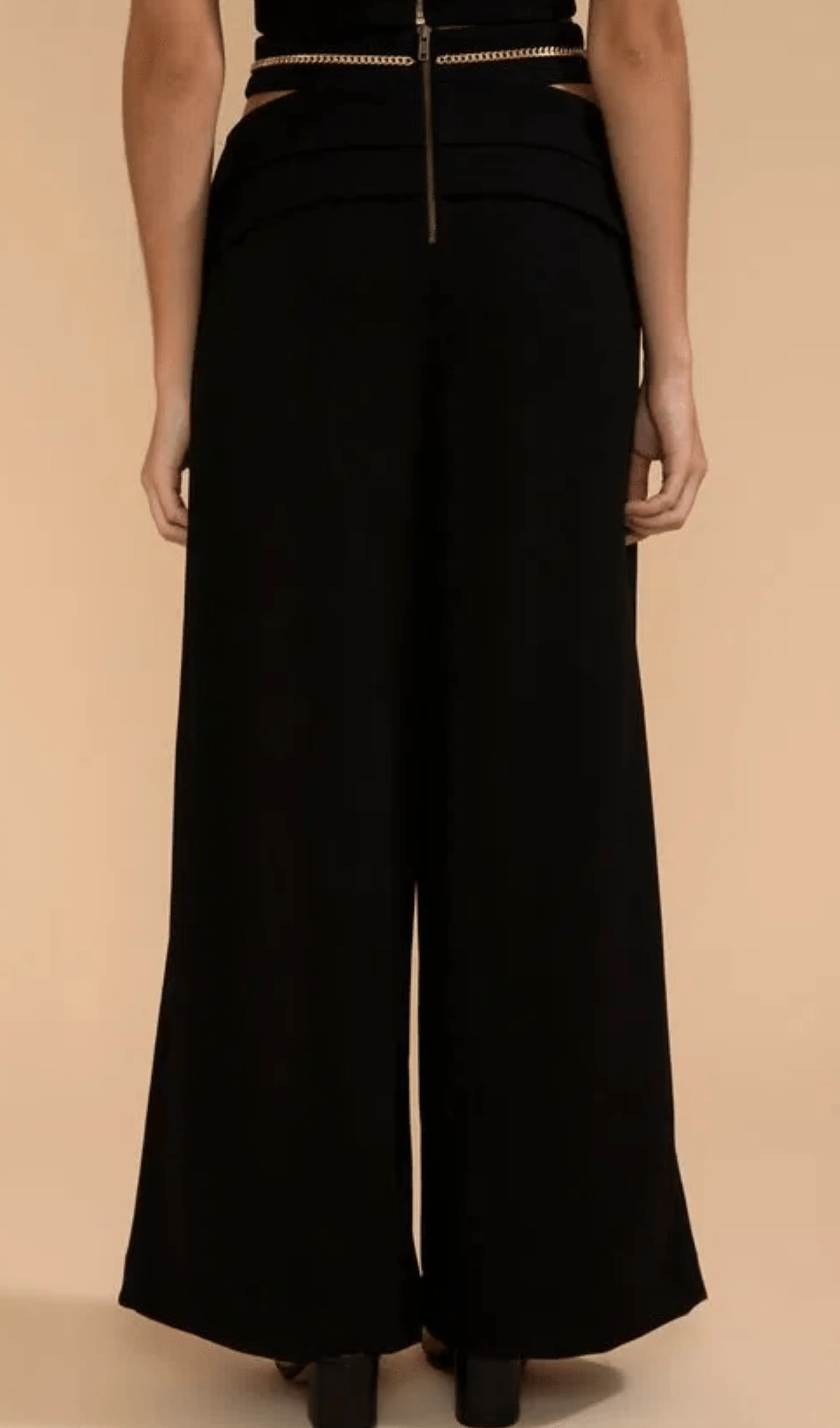 Calça Ampla Corrente Crepe Chain Preto Patbo