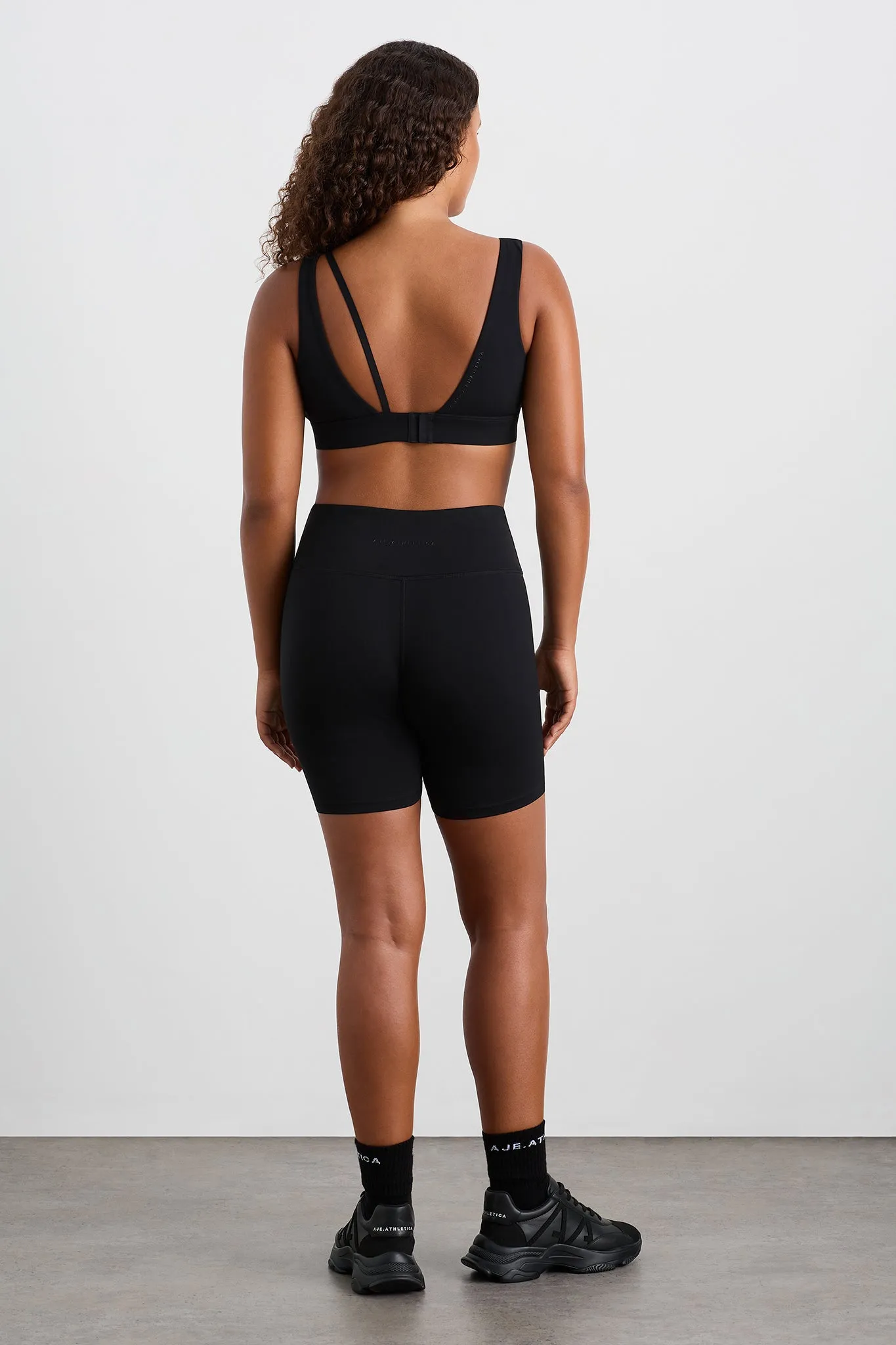 Crossover Sports Bra 394