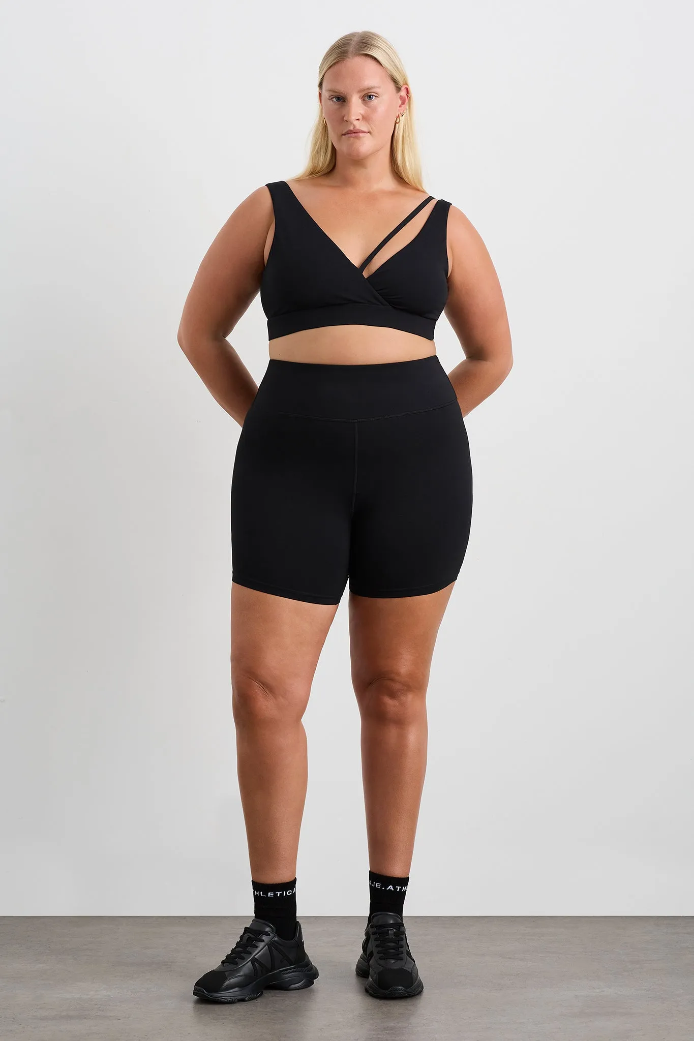 Crossover Sports Bra 394
