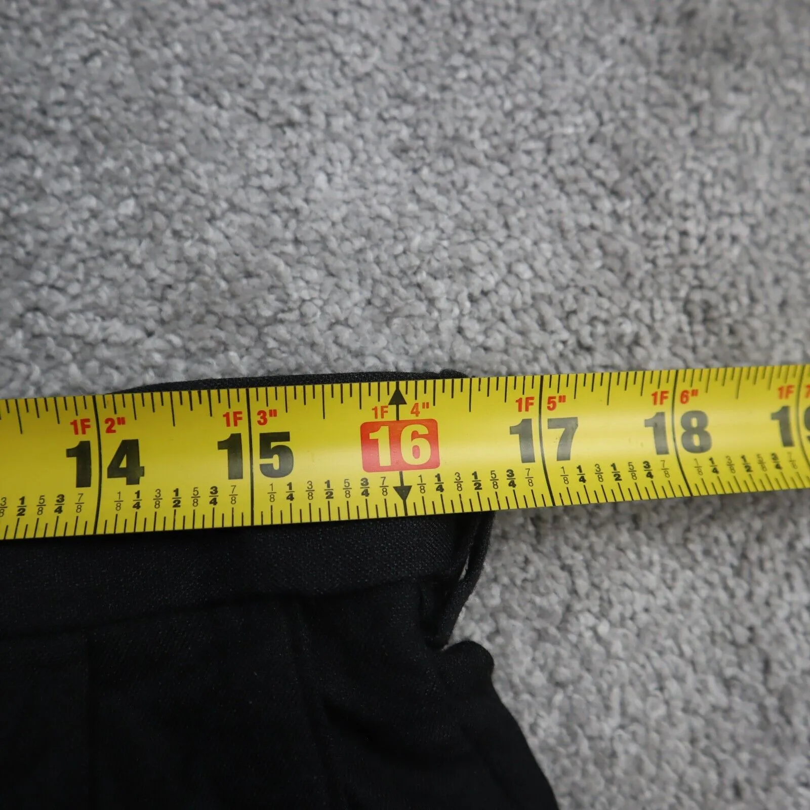 Dockers Mens Straight Leg Dress Pant Relaxed Fit Mid Rise Pockets Black W32XL32