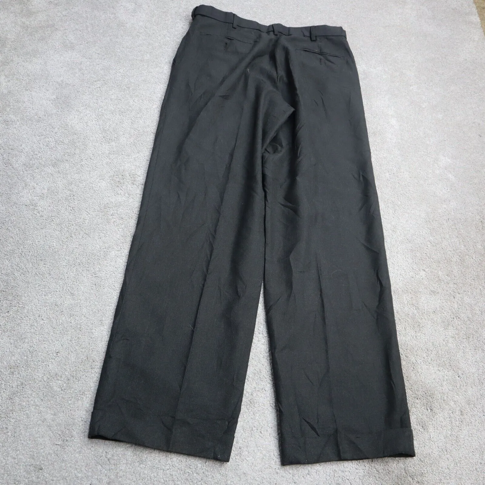 Dockers Mens Straight Leg Dress Pant Relaxed Fit Mid Rise Pockets Black W32XL32