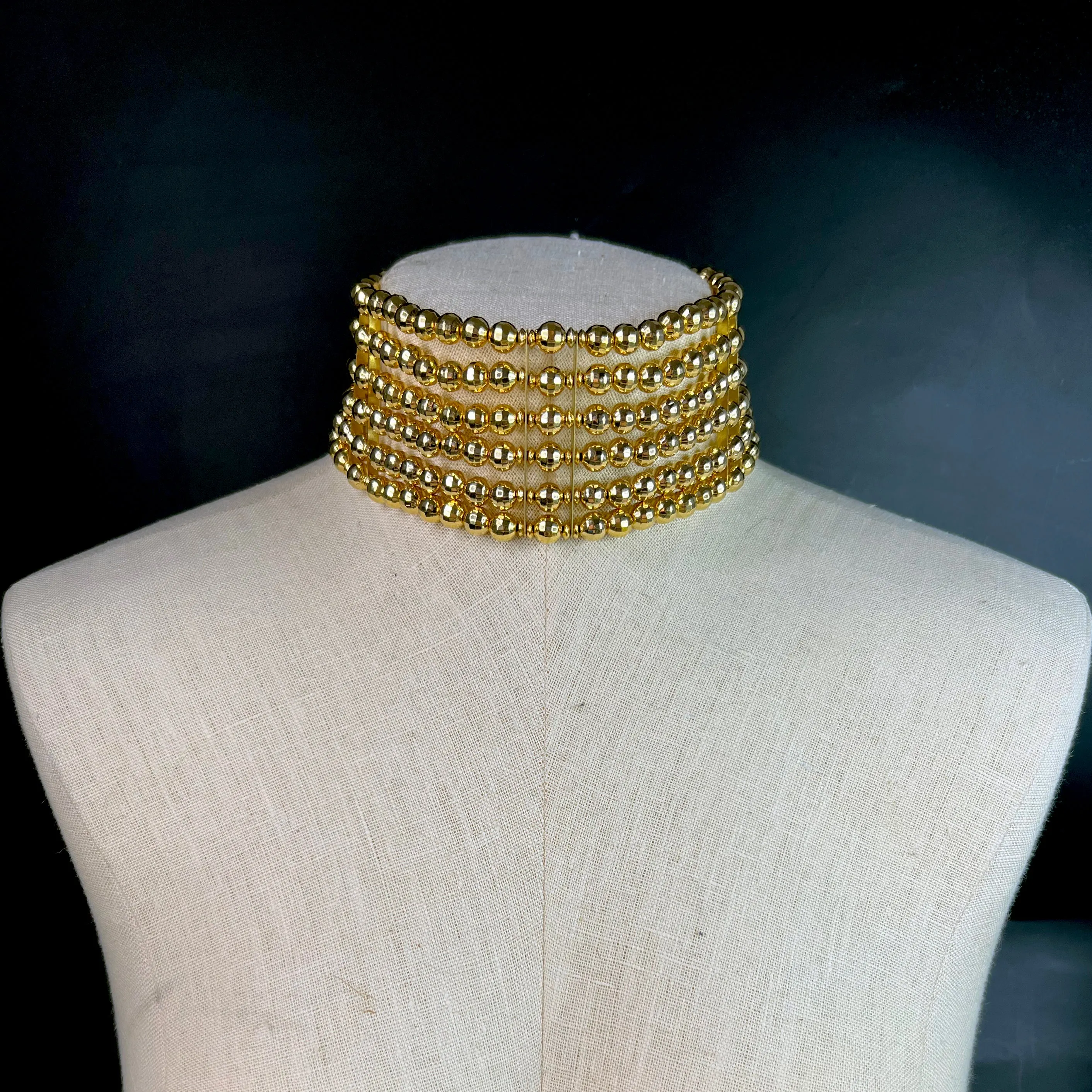 Goddess Choker in Gold