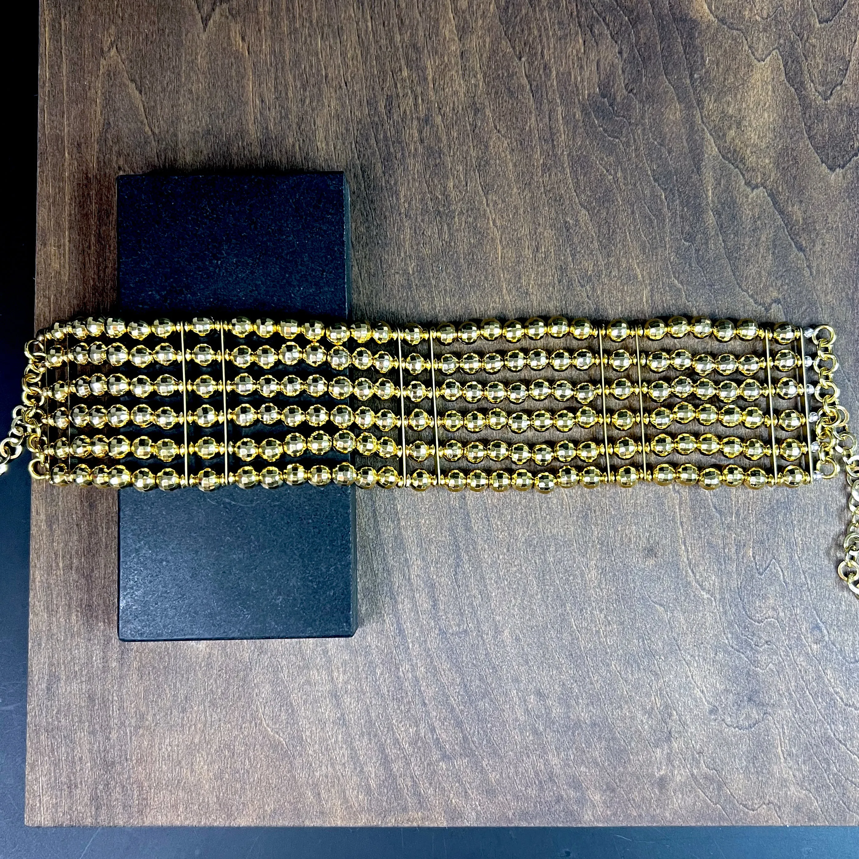 Goddess Choker in Gold