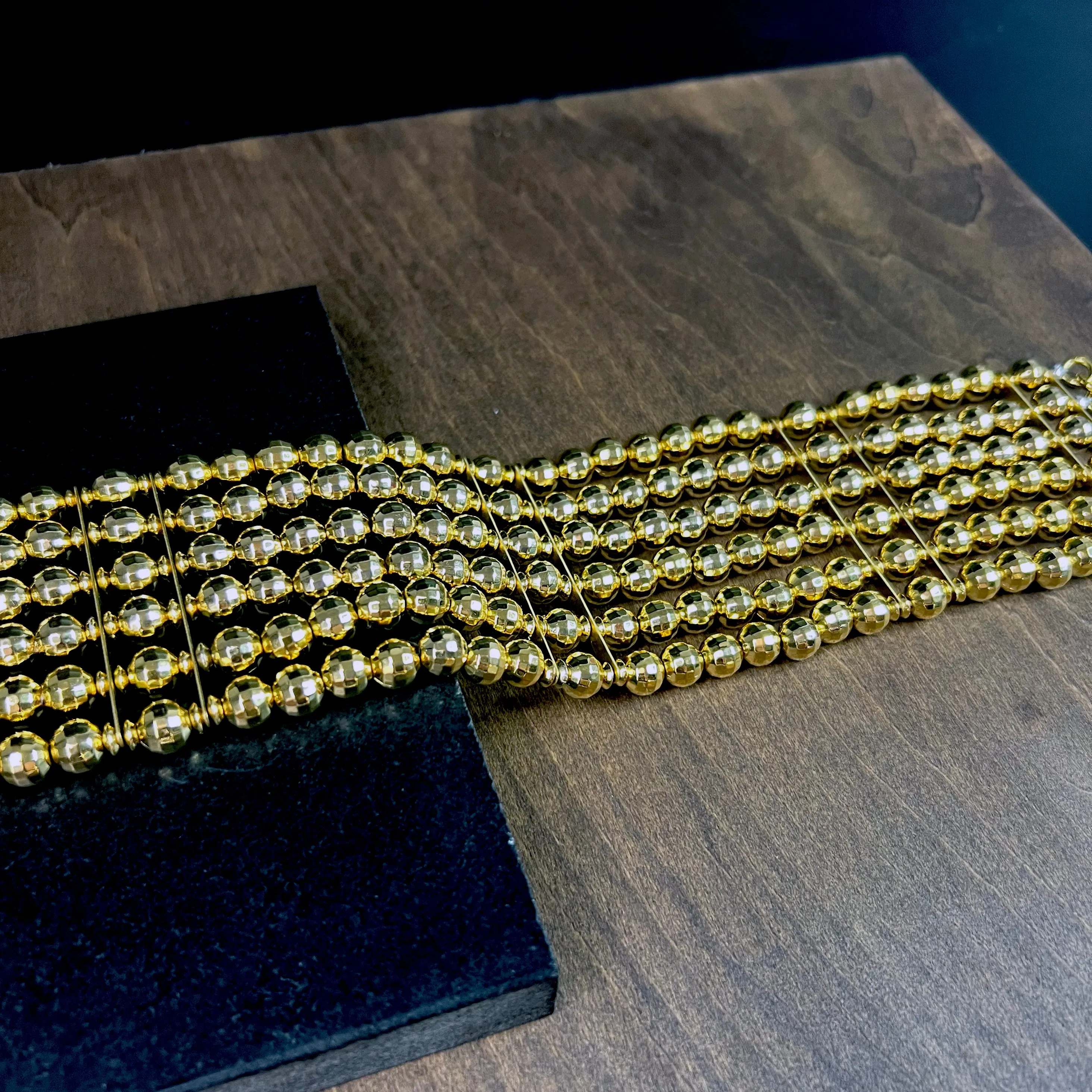 Goddess Choker in Gold