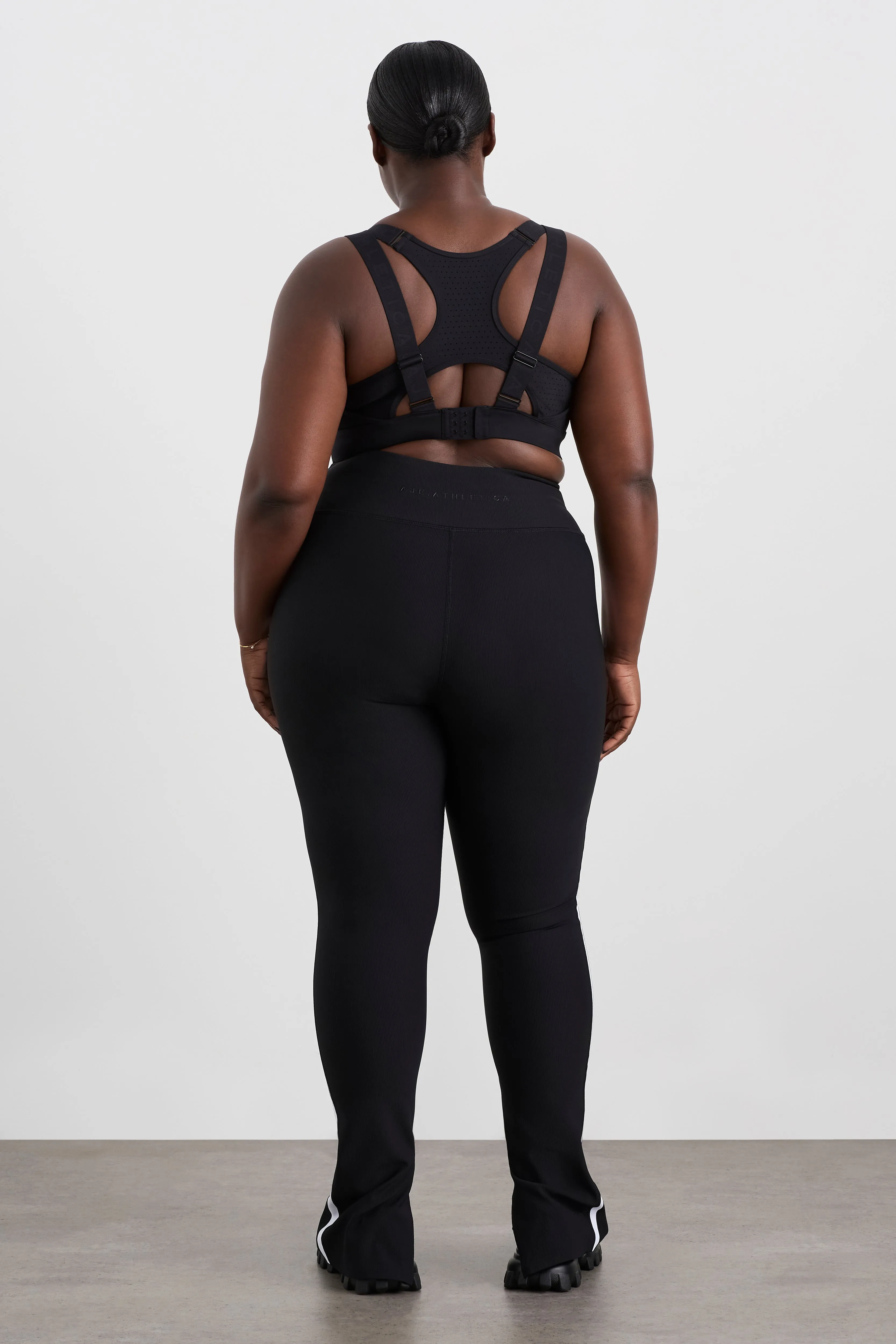 Logo Crossback Sports Bra 395