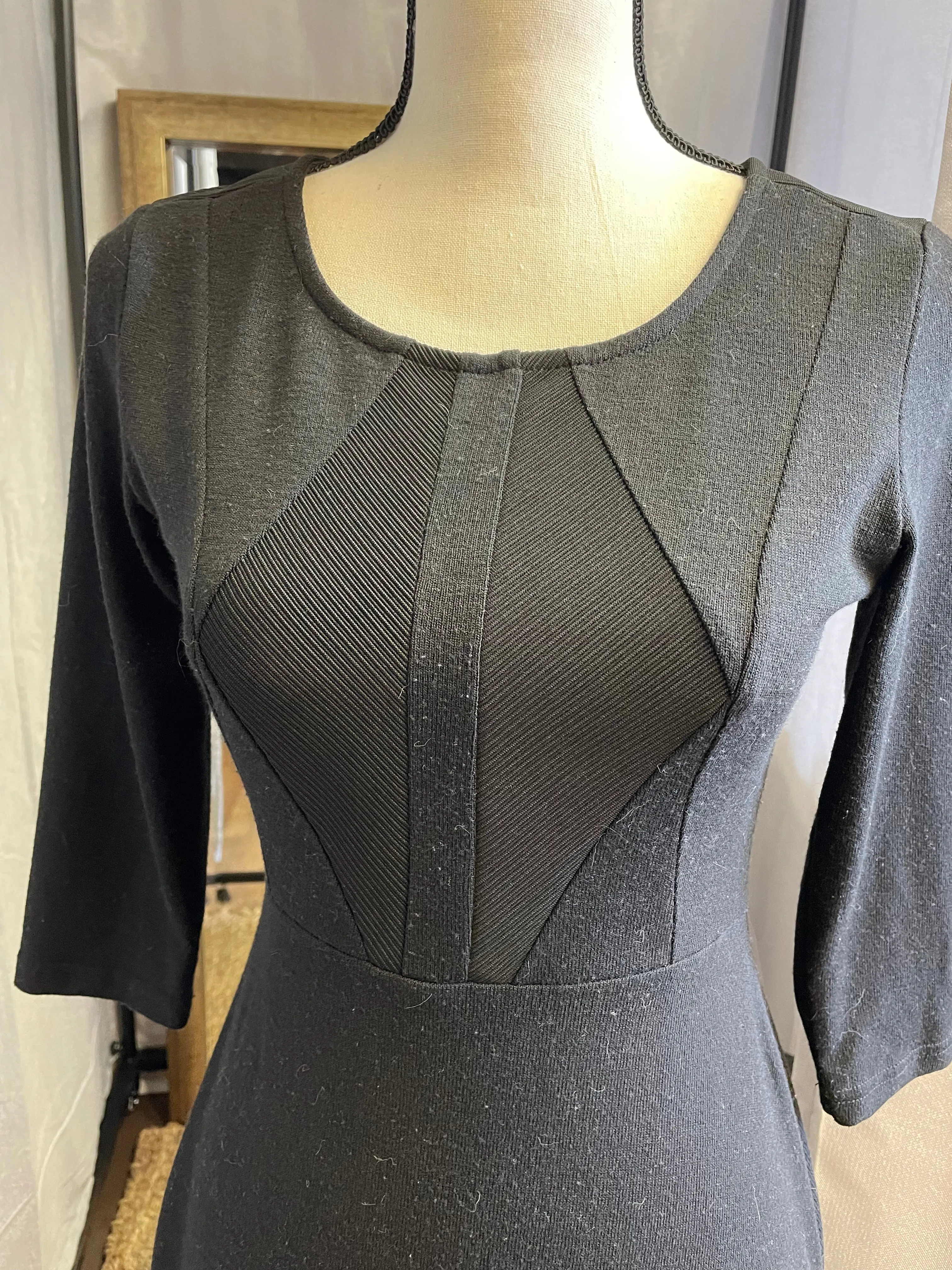 Neesha Black Dress (S)