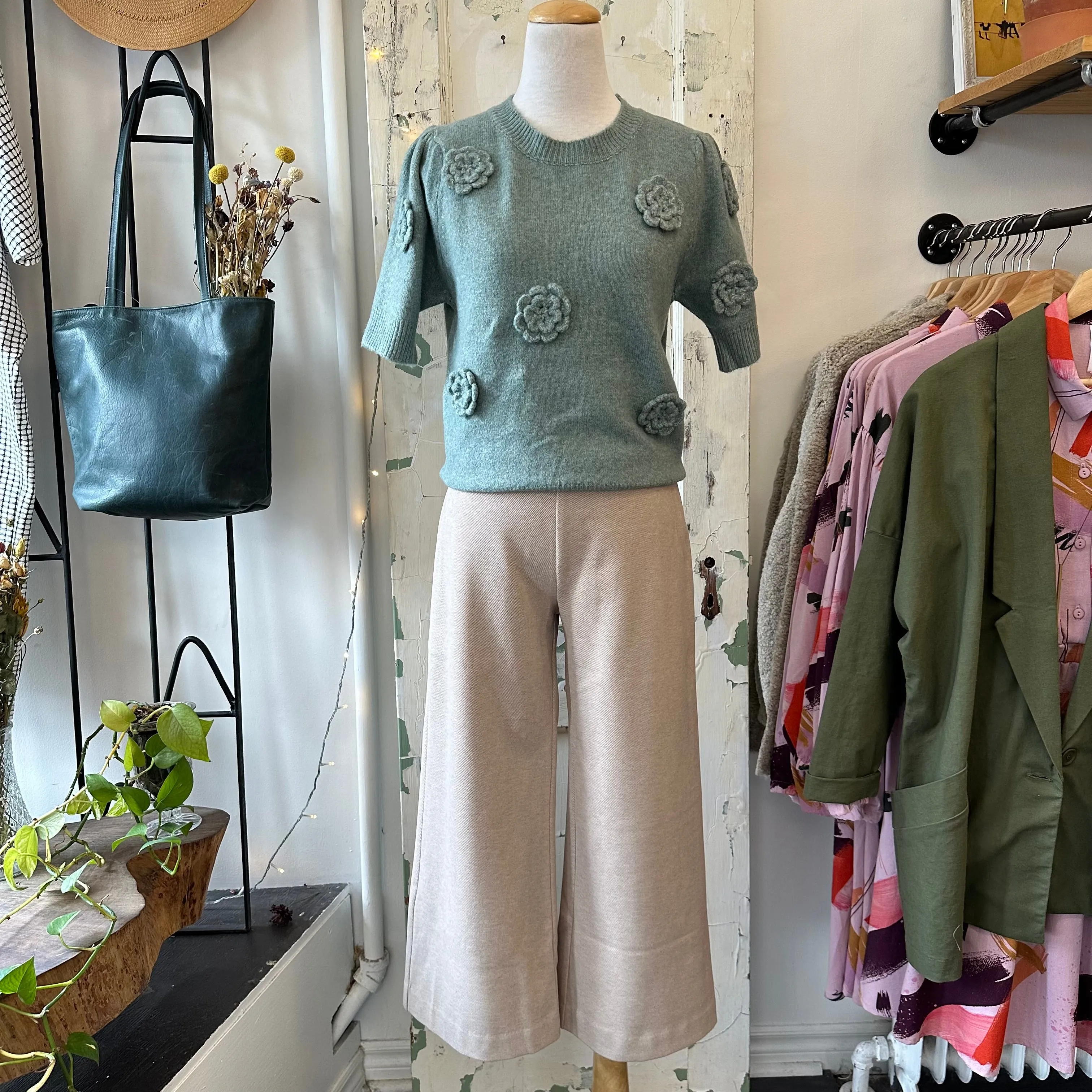 Pink Martini // Nadia Pants Beige