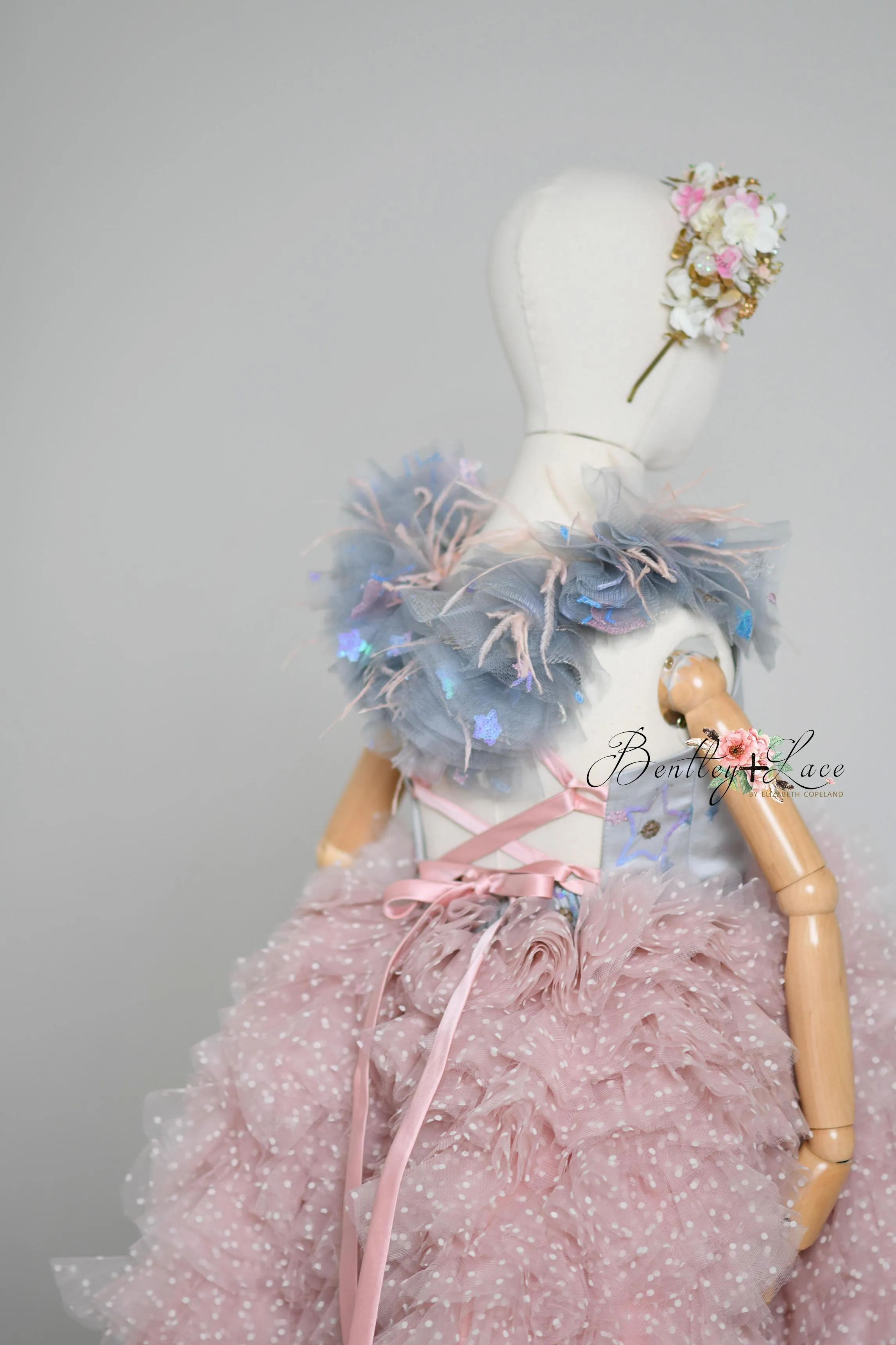 Starlight Princess "All That Shimmers " -   Petal length dress    detachable sleeves ( 6 Year - 7 Year)