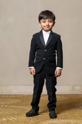 Stylish Blackslim-fit suit for boys, perfect for weddings and formal occasions.